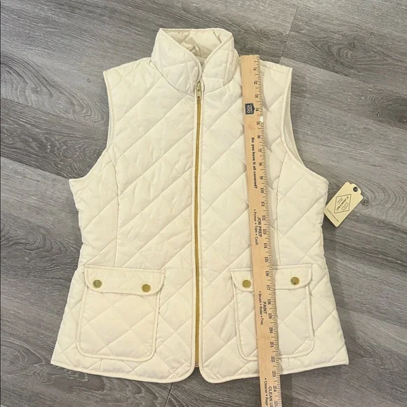 NWT Off-White Quilted Vest - Picture 3 of 4